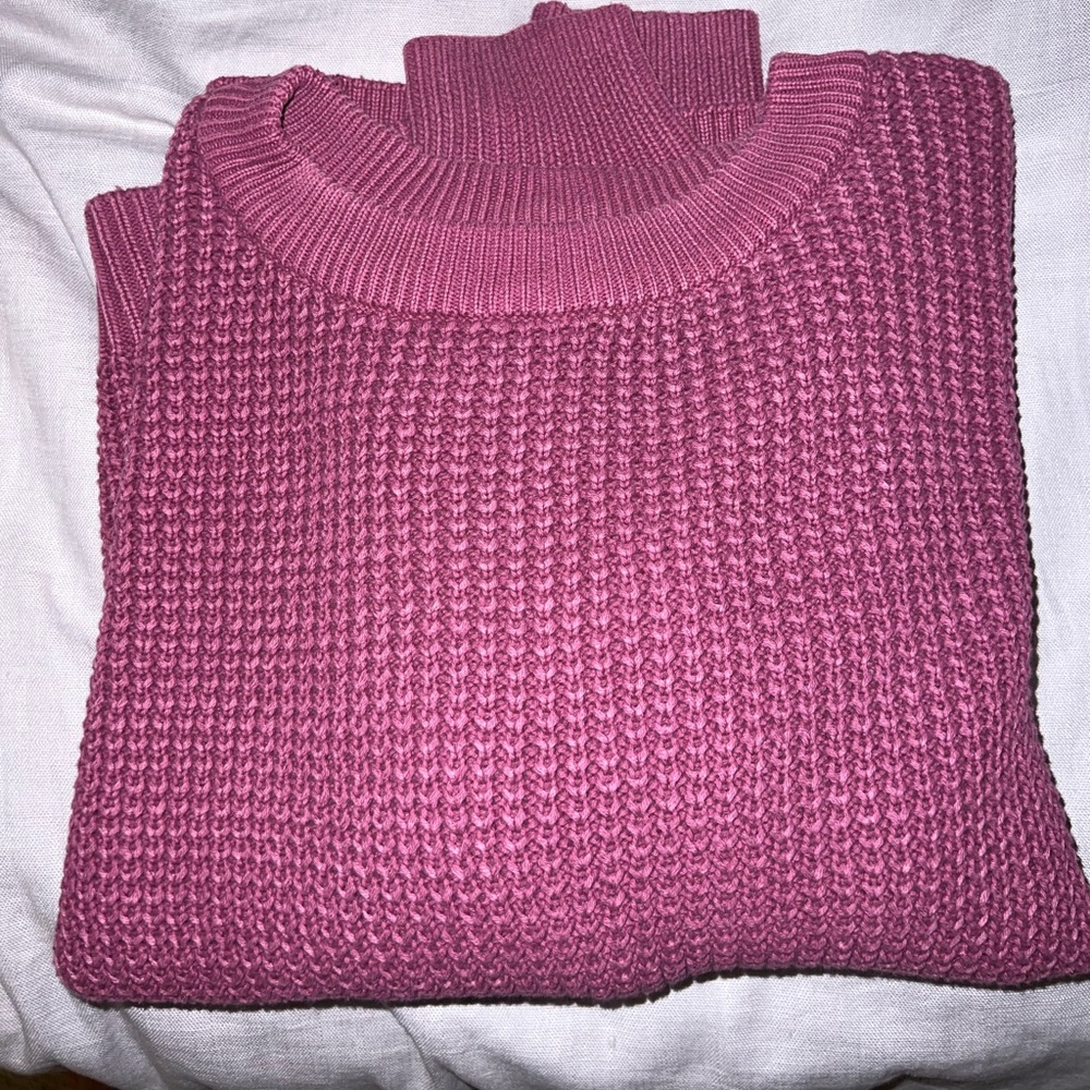 XXL woven old navy sweater. Like new.